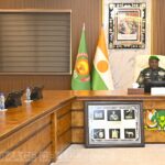 Nathalie Yamb en audience avec le président nigérien Abdourahamane Tiani.