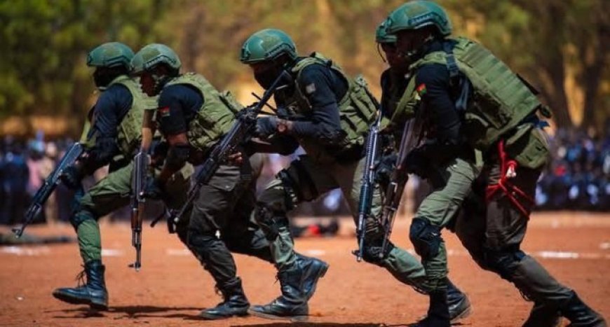Soldats des FAMa lors d’une opération de sécurisation.