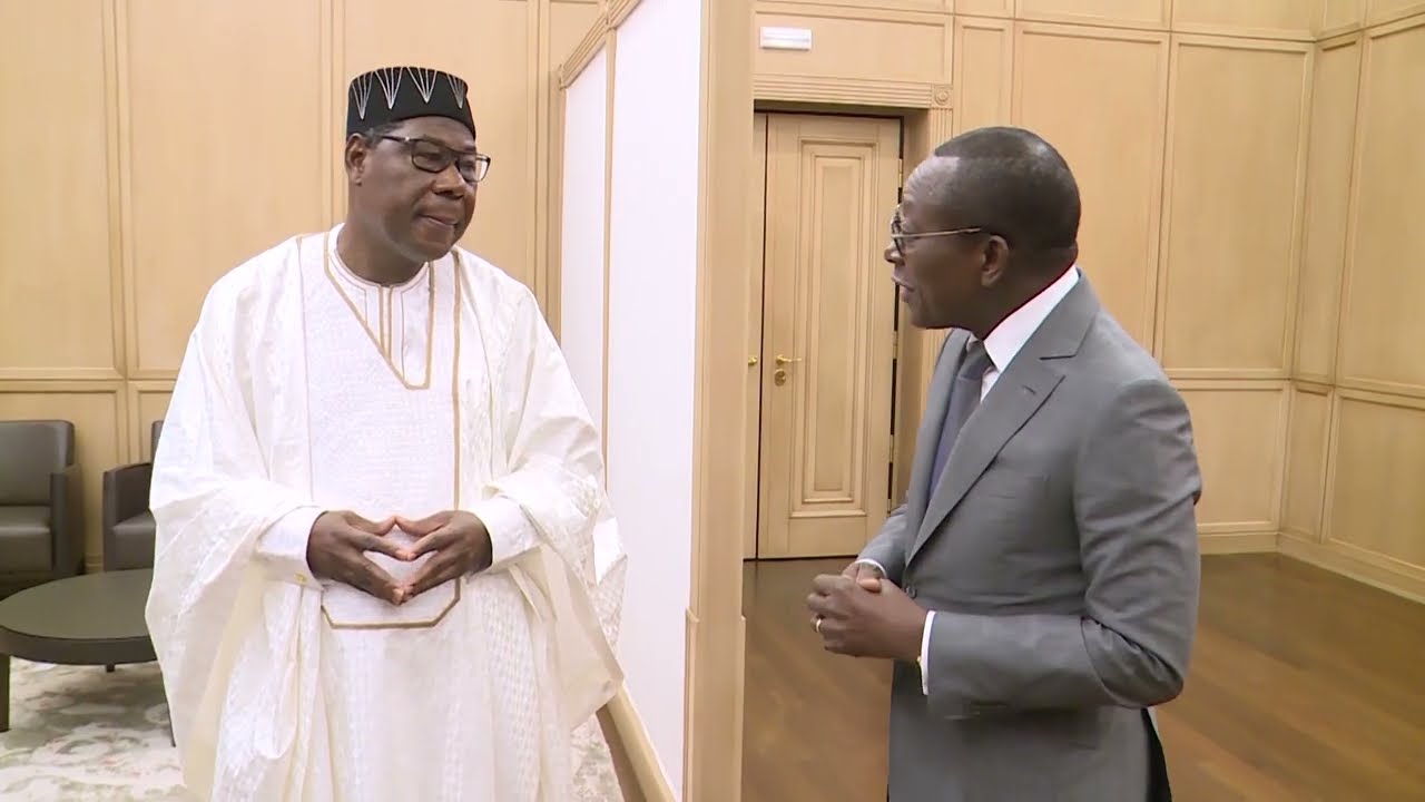 Rencontre officielle entre Patrice Talon et Thomas Boni Yayi au Palais de la Présidence du Bénin.