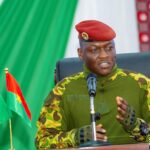 Le Capitaine Ibrahim Traoré s’adresse à une délégation d’Afrodescendants à Ouagadougou lors d’une rencontre officielle.