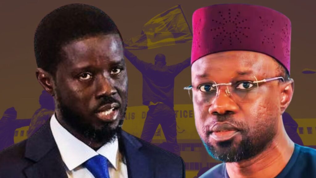 Montage représentant le président sénégalais Diomaye Faye et le Premier ministre Ousmane Sonko face à face.
