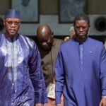 Le président sénégalais Bassirou Diomaye Faye et le Premier ministre Ousmane Sonko lors d’une audience officielle à Dakar, Sénégal.