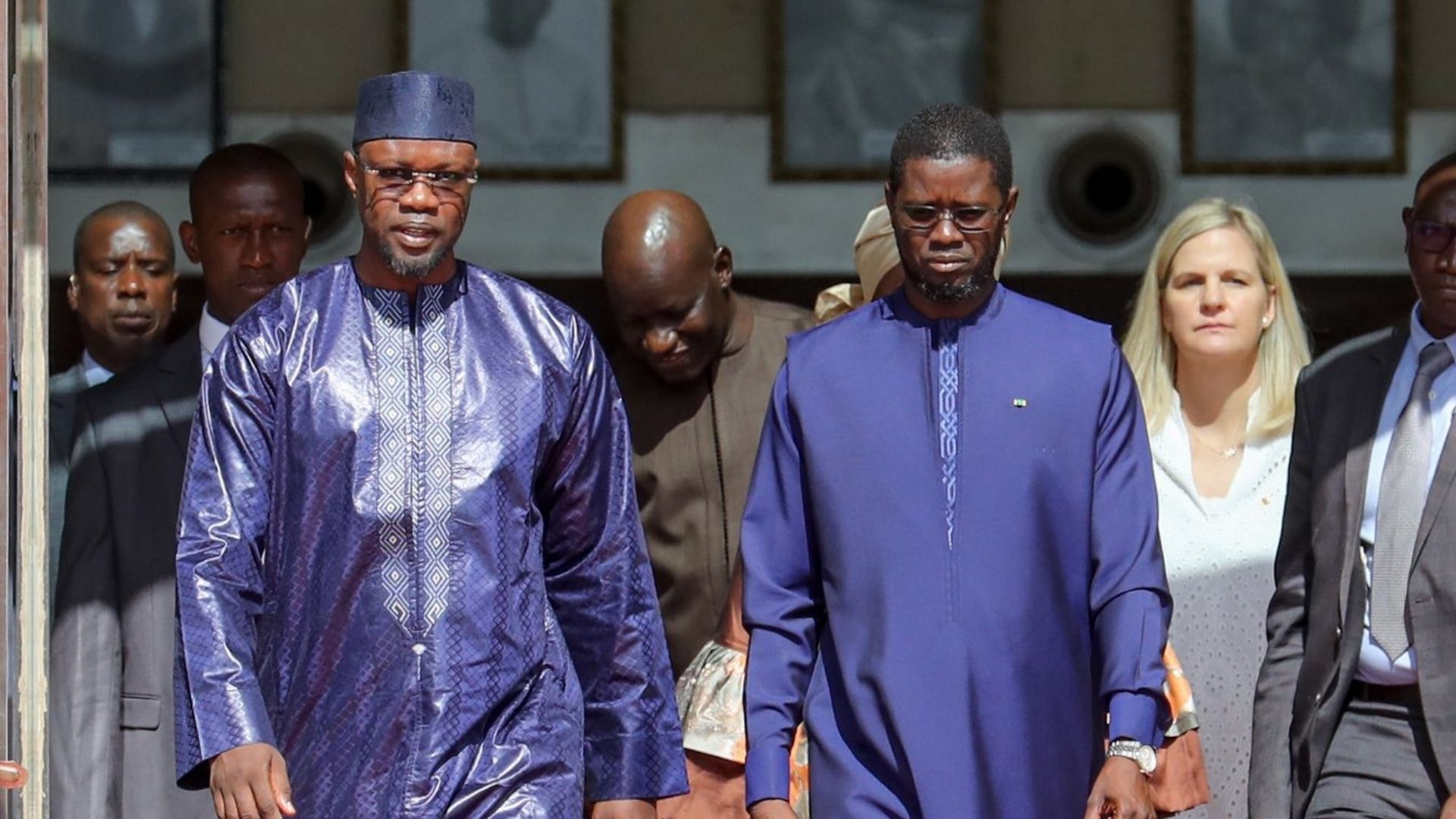 Le président sénégalais Bassirou Diomaye Faye et le Premier ministre Ousmane Sonko lors d’une audience officielle à Dakar, Sénégal.
