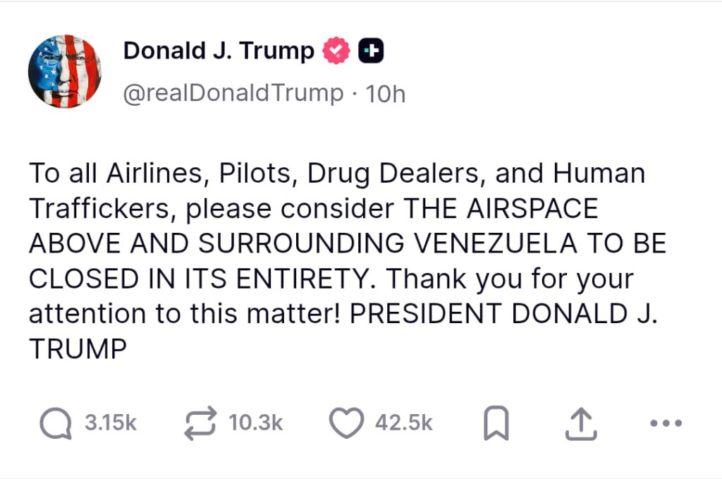 Message officiel affirmant la fermeture totale de l’espace aérien au-dessus et autour du Venezuela.