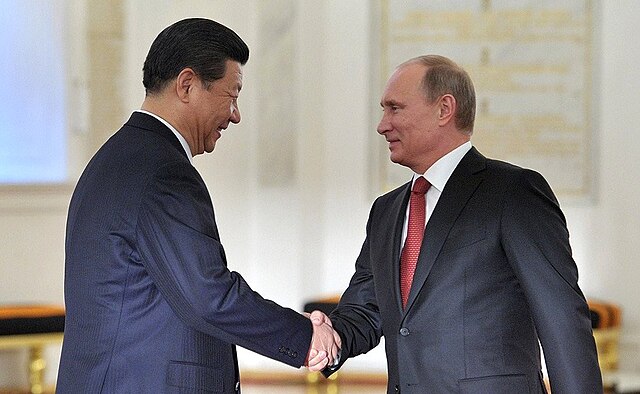 Xi Jinping et Vladimir Poutine réunis au Kremlin lors d’une visite officielle.