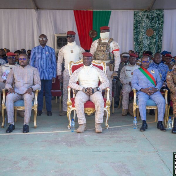 Cérémonie nationale de décorations au Burkina Faso, présidée par le Capitaine Ibrahim Traoré à Ouagadougou, le 3 décembre 2025.