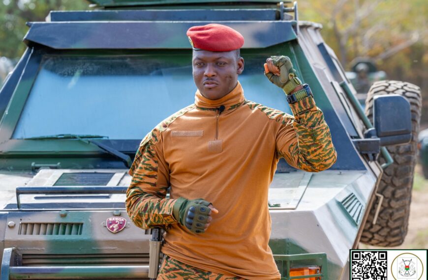 Le capitaine Ibrahim Traoré lors de son message à la Nation pour le 65e anniversaire de l’indépendance du Burkina Faso.