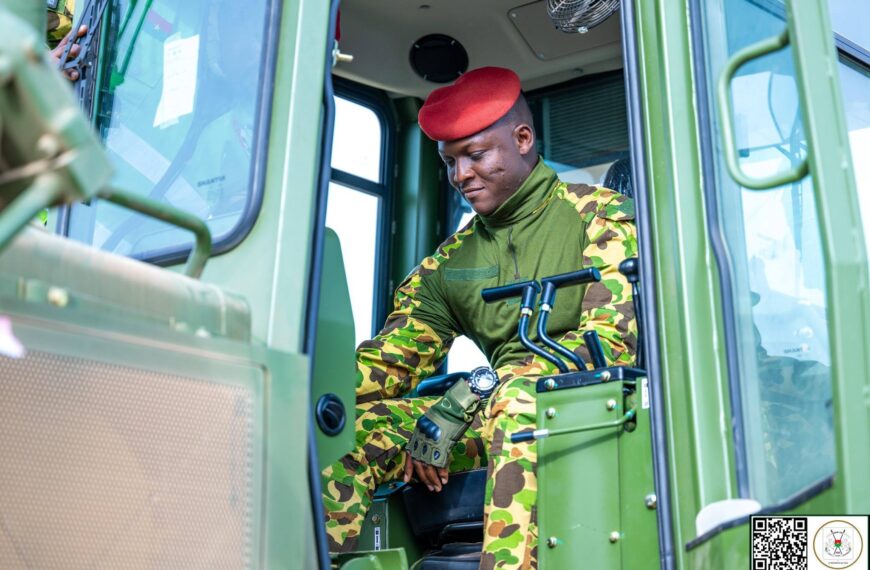 Lancement des travaux de l’autoroute Ouagadougou–Bobo-Dioulasso au Burkina Faso par le Président du Faso à Ouagadougou.