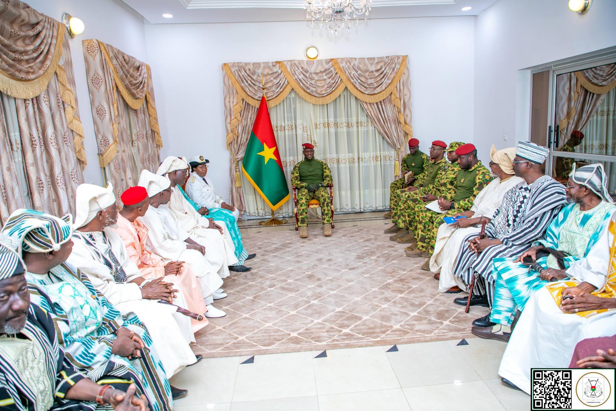 Audience du Président du Faso avec les leaders coutumiers et traditionnels du Guiriko à Bobo-Dioulasso.