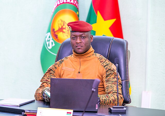 Capitaine Ibrahim Traoré, président du Faso, lors d’une apparition officielle au Burkina Faso en janvier 2026.