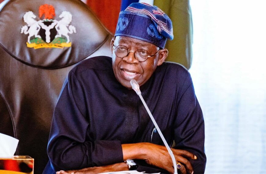 Au Nigeria, le président Bola Ahmed Tinubu accueille la vice-présidente colombienne Francia Márquez à Abuja.